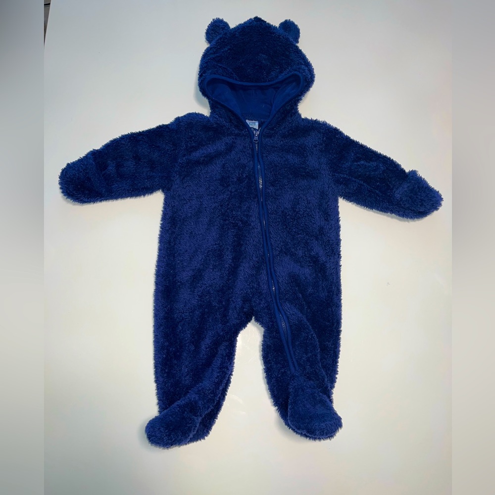 Hudson Baby fuzzy bear Onesie, size 0-3M